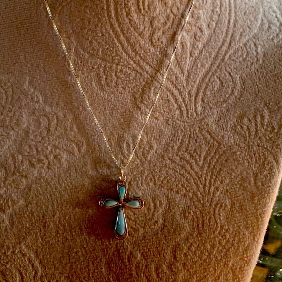 Blue Larimar Cross Pendant on an Italian Silver chain. - Picture 2 of 6